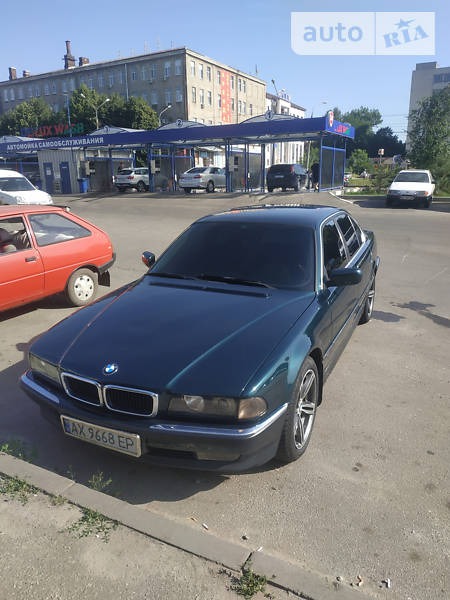 BMW 730 1995  випуску Харків з двигуном 3 л бензин седан автомат за 4400 долл. 