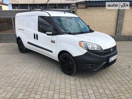 Fiat Doblo 2018  випуску Одеса з двигуном 2.4 л бензин мінівен автомат за 11300 долл. 