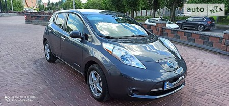 Nissan Leaf 2013  випуску Рівне з двигуном 0 л електро хэтчбек автомат за 8600 долл. 