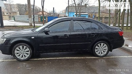 Hyundai Sonata 2009  випуску Одеса з двигуном 0 л  седан механіка за 6600 долл. 