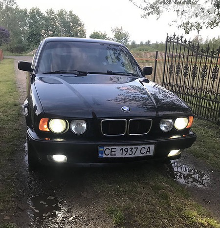 BMW 525 1994  випуску Чернівці з двигуном 2.5 л дизель седан механіка за 3600 долл. 