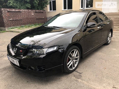 Honda Accord 2006  випуску Дніпро з двигуном 2.4 л бензин седан механіка за 7300 долл. 