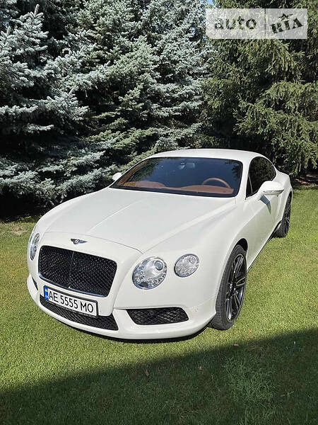 Bentley Continental GT 2012  випуску Дніпро з двигуном 4 л бензин купе автомат за 91000 долл. 