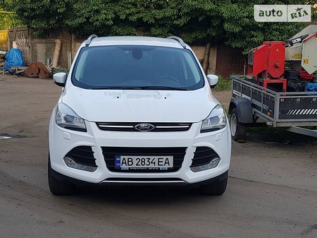 Ford Kuga 2013  випуску Вінниця з двигуном 2 л дизель позашляховик  за 14000 долл. 