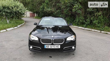 BMW 528 2015  випуску Вінниця з двигуном 2 л бензин седан автомат за 18400 долл. 