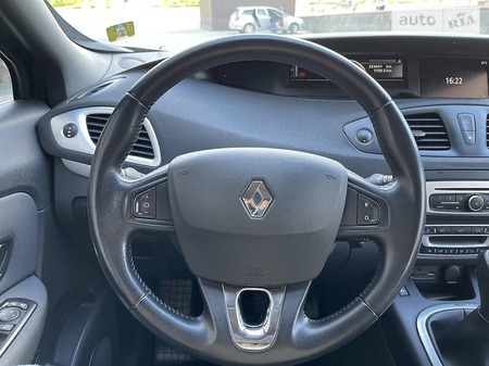 Renault Scenic 2014  випуску Хмельницький з двигуном 1.5 л дизель мінівен автомат за 9550 долл. 