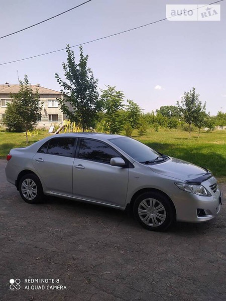 Toyota Corolla 2008  випуску Харків з двигуном 1.6 л бензин седан  за 7300 долл. 