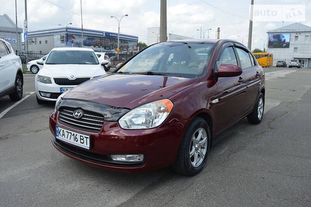 Hyundai Accent 2008  випуску Київ з двигуном 1.4 л бензин седан автомат за 6200 долл. 