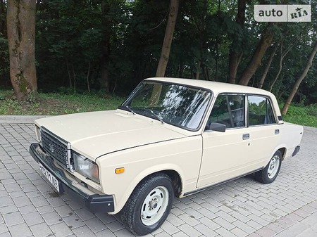 Lada 2107 1987  випуску Львів з двигуном 0 л бензин седан механіка за 1199 долл. 