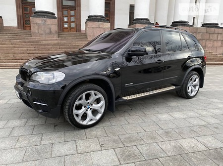 BMW X5 2011  випуску Донецьк з двигуном 3 л бензин позашляховик автомат за 19900 долл. 