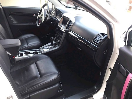 Chevrolet Captiva 2011  випуску Вінниця з двигуном 2.2 л дизель позашляховик автомат за 13500 долл. 