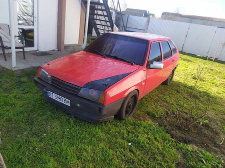 Lada 2109 1992  випуску Херсон з двигуном 1.5 л бензин хэтчбек механіка за 1900 долл. 