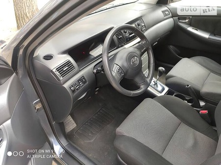 Toyota Corolla 2006  випуску Луганськ з двигуном 1.4 л дизель хэтчбек автомат за 6200 долл. 