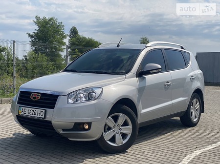 Geely Emgrand X7 2014  випуску Дніпро з двигуном 2 л бензин позашляховик механіка за 8888 долл. 