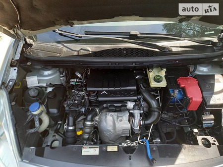 Citroen Berlingo 2010  випуску Суми з двигуном 1.6 л дизель мінівен механіка за 6000 долл. 