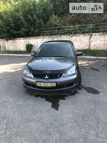 Mitsubishi Lancer 2007  випуску Дніпро з двигуном 2 л  седан автомат за 5600 долл. 