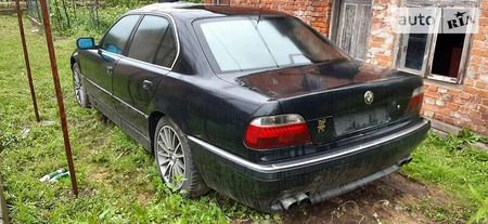 BMW 728 1998  випуску Львів з двигуном 2.5 л дизель седан механіка за 2300 долл. 