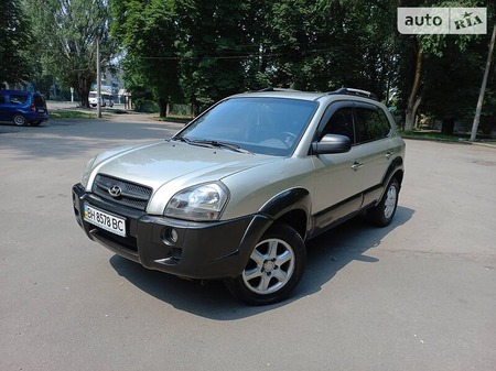 Hyundai Tucson 2006  випуску Дніпро з двигуном 2 л бензин позашляховик автомат за 6900 долл. 