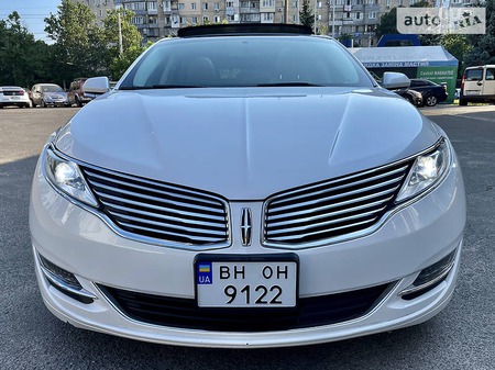 Lincoln MKZ 2012  випуску Одеса з двигуном 2 л бензин седан автомат за 13700 долл. 