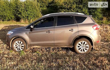 Ford Kuga 2012  випуску Київ з двигуном 0 л дизель позашляховик автомат за 12800 долл. 