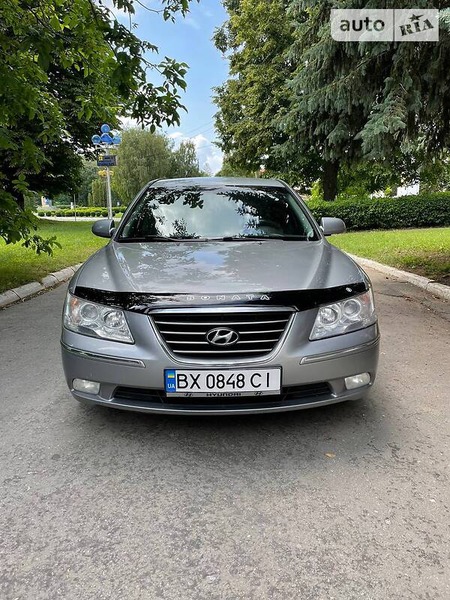 Hyundai Sonata 2008  випуску Хмельницький з двигуном 2 л  седан механіка за 7500 долл. 