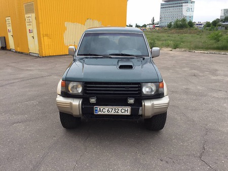 Mitsubishi Pajero 1997  випуску Луганськ з двигуном 2.8 л дизель універсал механіка за 5300 долл. 