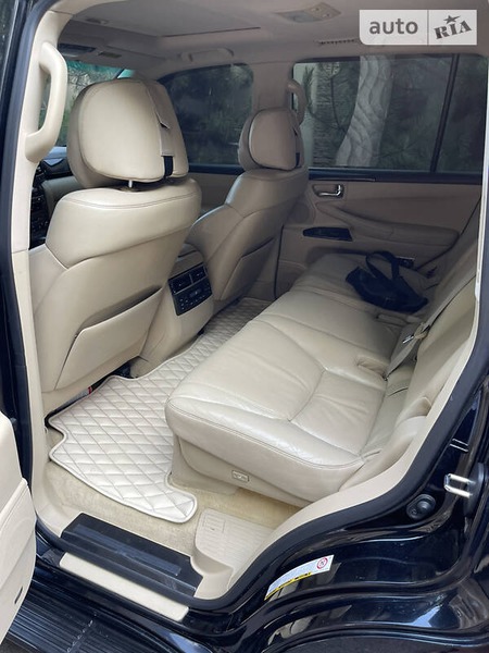 Lexus LX 570 2008  випуску Дніпро з двигуном 5.7 л  позашляховик автомат за 36000 долл. 