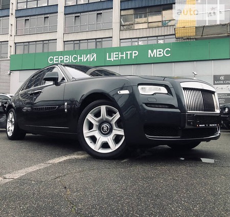 Rolls Royce Ghost 2016  випуску Київ з двигуном 6.6 л бензин седан автомат за 259900 долл. 