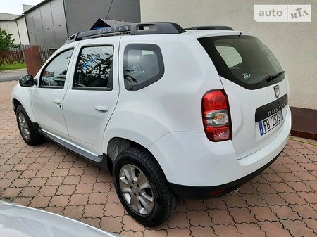 Dacia Duster 2015  випуску Житомир з двигуном 1.5 л дизель позашляховик механіка за 11300 долл. 