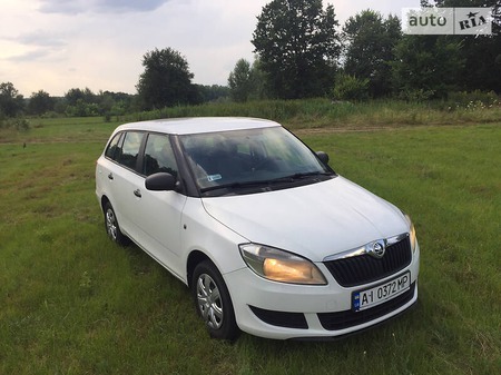 Skoda Fabia 2013  випуску Полтава з двигуном 1.6 л дизель універсал механіка за 6000 долл. 