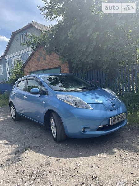 Nissan Leaf 2012  випуску Вінниця з двигуном 0 л електро хэтчбек автомат за 6700 долл. 