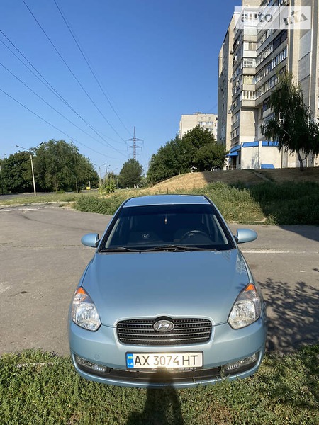 Hyundai Accent 2008  випуску Харків з двигуном 1.4 л  седан механіка за 5900 долл. 