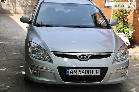 Hyundai i30 2009  випуску Житомир з двигуном 1.6 л дизель універсал механіка за 6200 долл. 