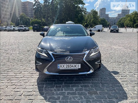 Lexus ES 350 2017  випуску Харків з двигуном 3.5 л бензин седан автомат за 29800 долл. 