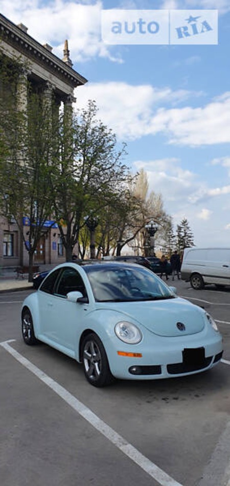 Volkswagen New Beetle 2010  випуску Миколаїв з двигуном 2.5 л бензин купе автомат за 9500 долл. 