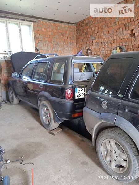 Land Rover Freelander 2002  випуску Ужгород з двигуном 2.5 л дизель позашляховик механіка за 2222 долл. 