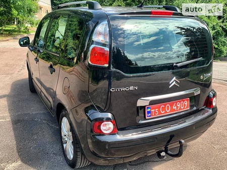 Citroen C3 Picasso 2009  випуску Житомир з двигуном 1.4 л бензин універсал механіка за 6199 долл. 