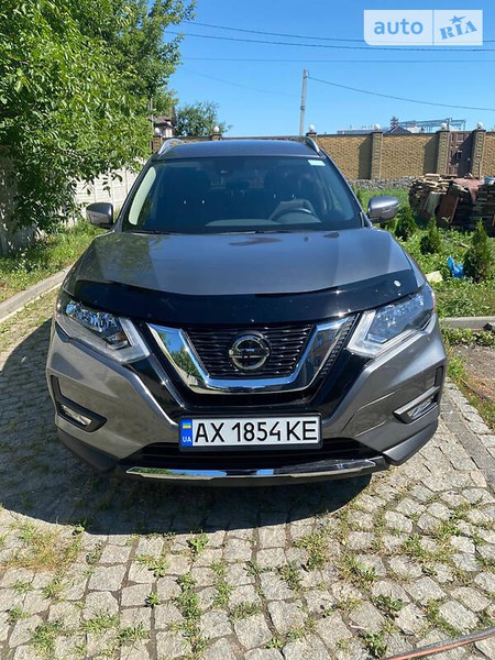 Nissan Rogue 2020  випуску Харків з двигуном 2.5 л бензин позашляховик автомат за 19800 долл. 