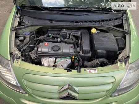 Citroen C3 2006  випуску Вінниця з двигуном 1.4 л бензин хэтчбек механіка за 3950 долл. 