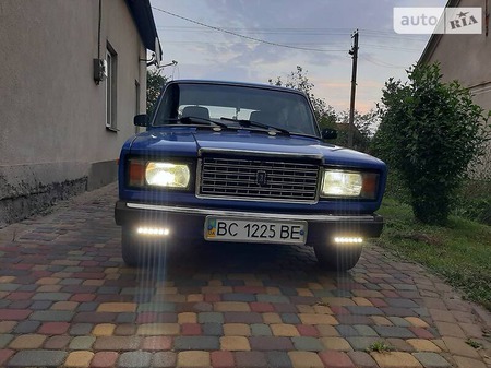 Lada 2107 2001  випуску Львів з двигуном 0 л бензин седан механіка за 1500 долл. 