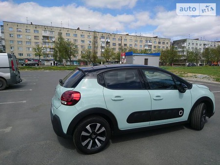 Citroen C3 2020  випуску Житомир з двигуном 1.2 л бензин хэтчбек механіка за 15200 долл. 