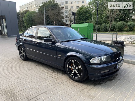 BMW 318 1999  випуску Тернопіль з двигуном 1.9 л бензин седан механіка за 4300 долл. 