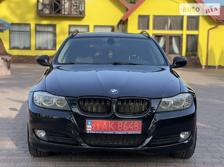 BMW 318 2010  випуску Хмельницький з двигуном 2 л дизель універсал автомат за 9999 долл. 