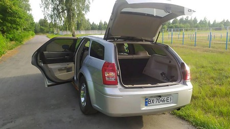 Dodge Magnum 2006  випуску Хмельницький з двигуном 2.7 л бензин універсал автомат за 7800 долл. 