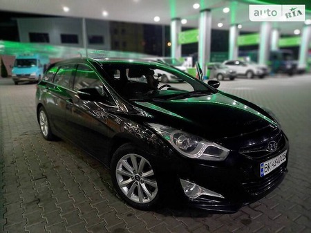 Hyundai i40 2011  випуску Рівне з двигуном 1.7 л дизель універсал  за 9500 долл. 