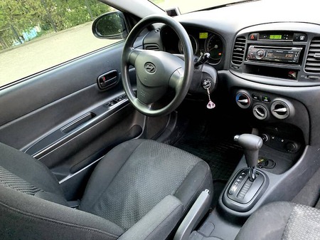 Hyundai Accent 2008  випуску Одеса з двигуном 1.6 л бензин хэтчбек автомат за 5400 долл. 