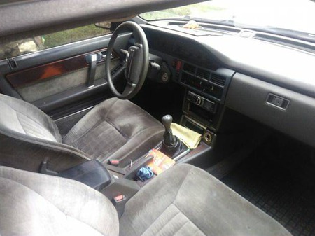 Mazda 929 1989  випуску Хмельницький з двигуном 2.2 л бензин седан механіка за 1550 долл. 
