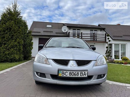 Mitsubishi Lancer 2005  випуску Львів з двигуном 1.6 л  седан механіка за 3800 долл. 