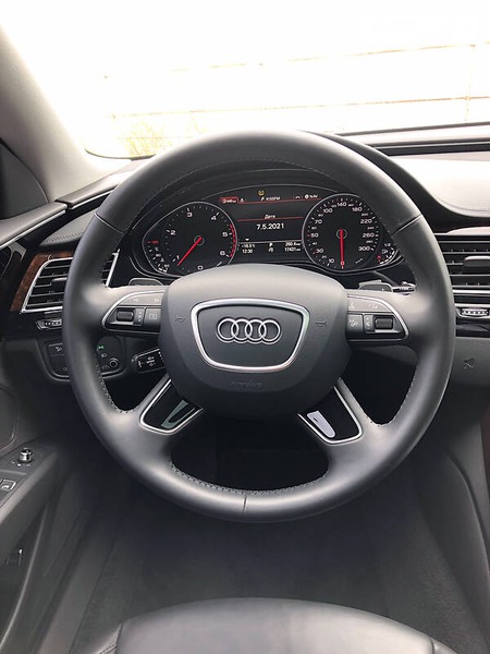 Audi A8 2017  випуску Одеса з двигуном 3 л дизель седан автомат за 55000 долл. 