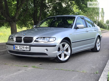 BMW 318 2004  випуску Рівне з двигуном 2 л бензин седан механіка за 5700 долл. 